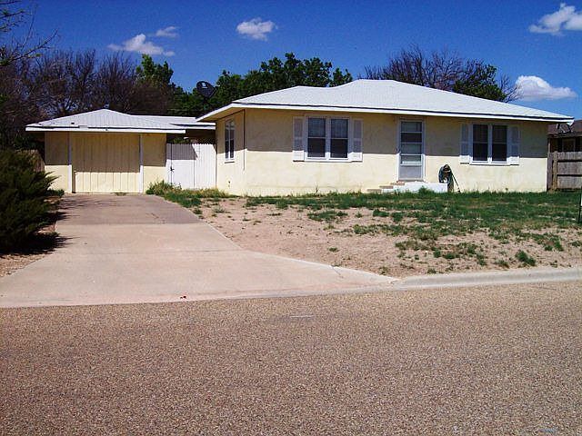 1st image of 608 W Avenue K