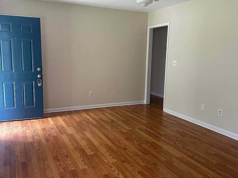 7746 Alexander Rd #C — Photo 3