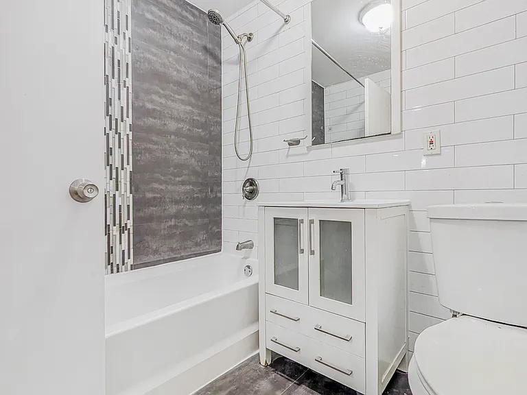 278 Woodbine St #1 — Photo 11