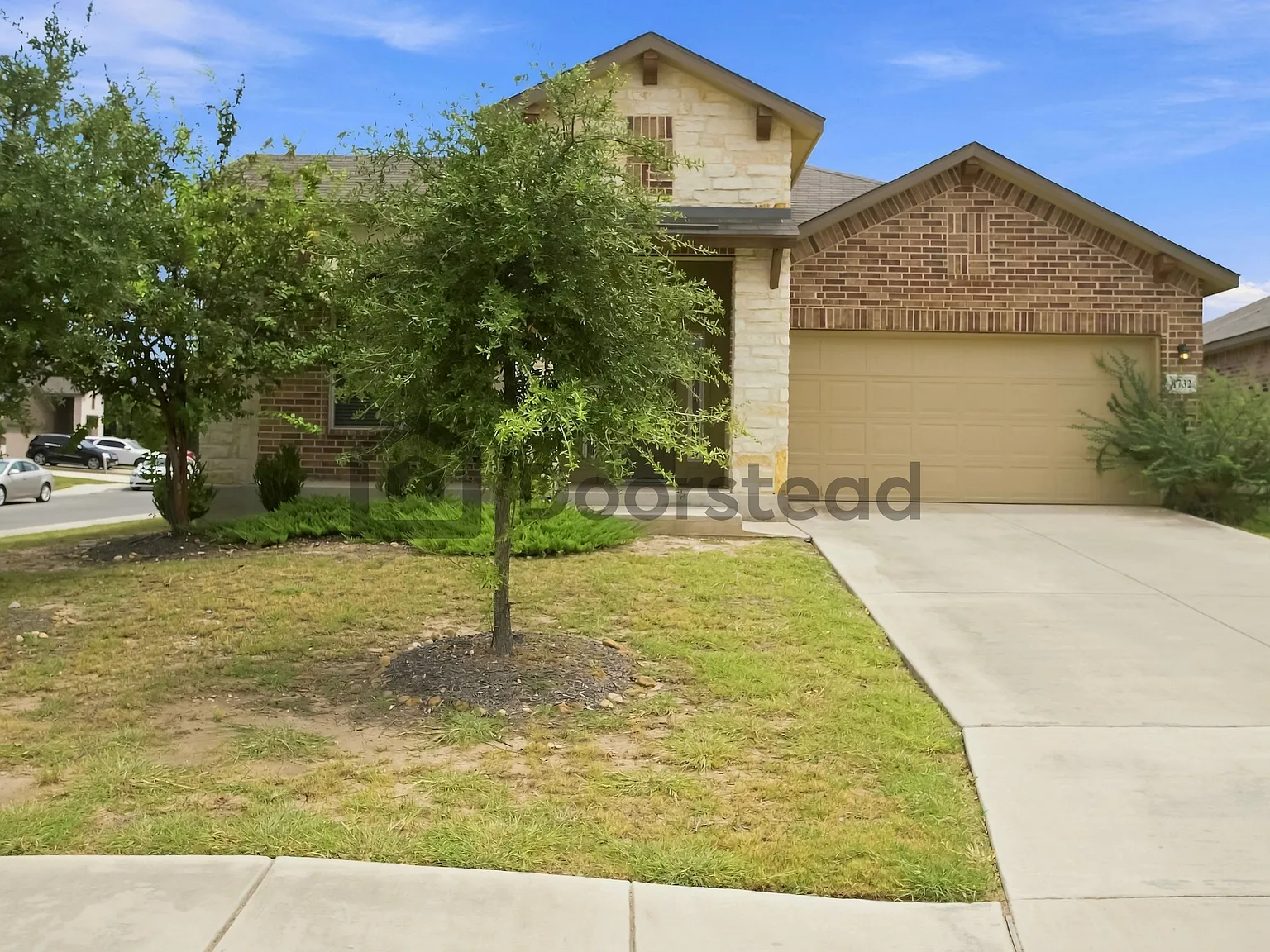 3 bed, 2.0 bath, 2050 sqft, $1,895 — Photo 2