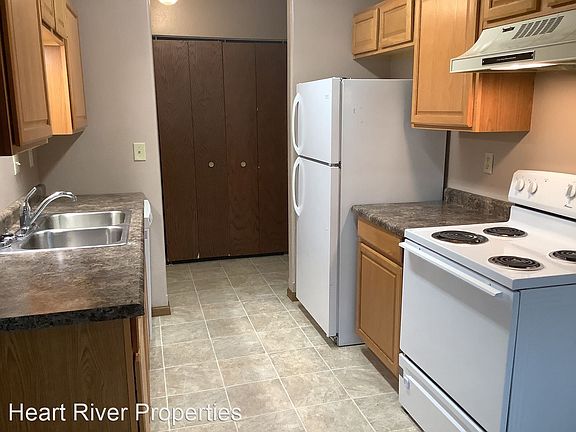 3rd image of 505 Bruce Ave NW #6635998