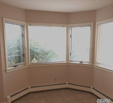 2nd image of 14 Doral Ln