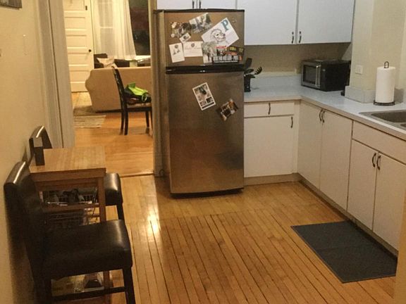 5th image of 3406 N Marshfield Ave #2