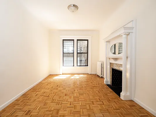 Rented by City Connections Realty | media 8