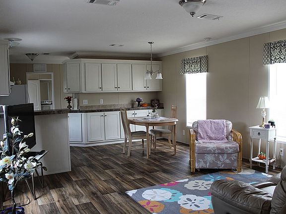 5th image of 3113 Glacier Ave