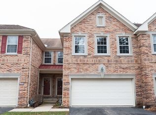 1284 Ashley Ct, Vernon Hills, IL