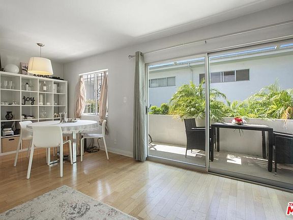 3rd image of 610 Strand St Unit 14
