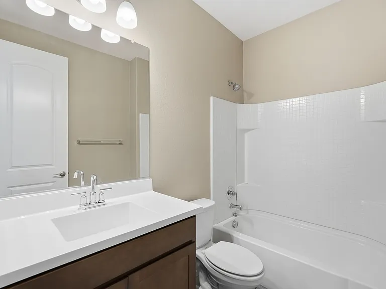 38213 W San Clemente St — Photo 32