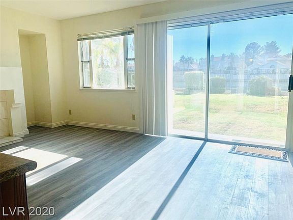 4th image of 2921 Channel Bay Dr