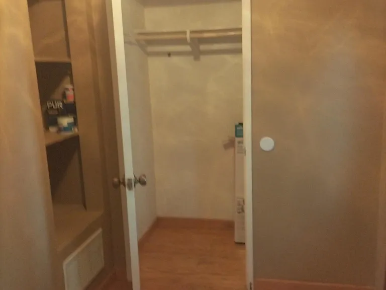 4445 Robbins St — Photo 6