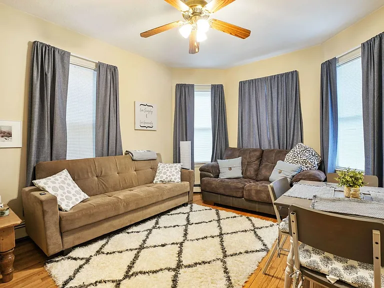 74 Calumet St #4 — Photo 2