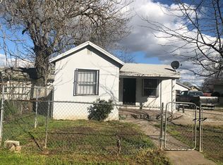 2465 S 11th St APT B, Fresno, CA 93725