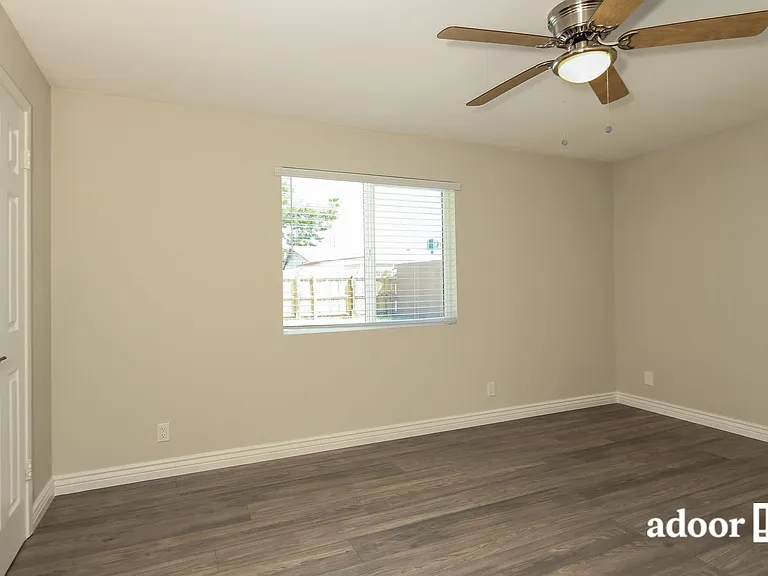 4112 W Gardenia Dr — Photo 9