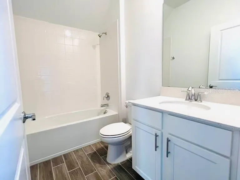 1409 Williams Rd — Photo 12