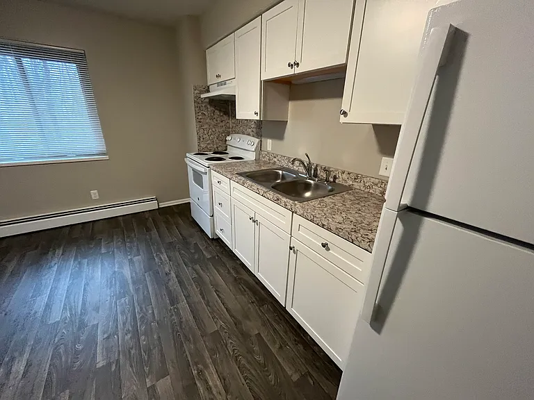 B3 Kitchen