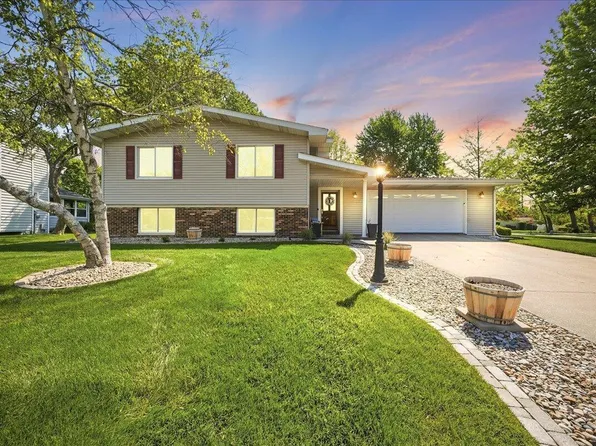 4000 Lancaster Dr, Valparaiso, IN 46383