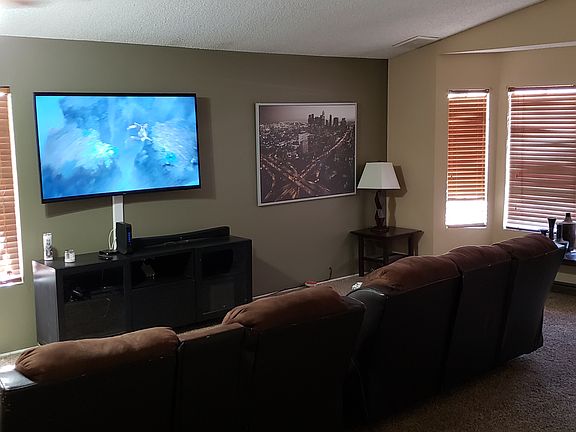 4th image of 473 Berkeley Dr