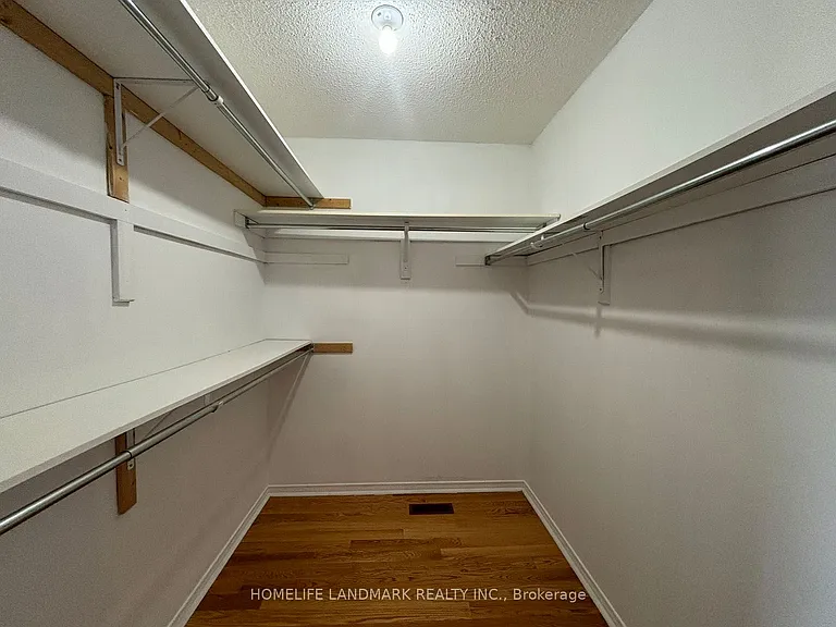 9 Baltic St — Photo 10