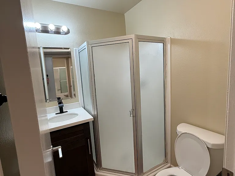 602 W California Ave — Photo 7