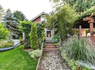 16911 25th Ave NE, Shoreline, WA 98155