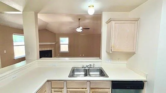 14700 Menifee St — Photo 7
