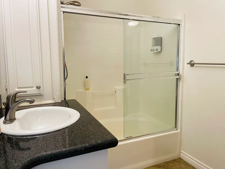 9263 Regents Rd #B207 — Photo 28
