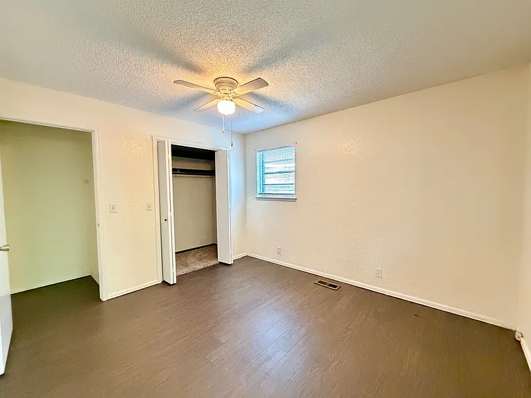 6612 Crow Cir — Photo 16