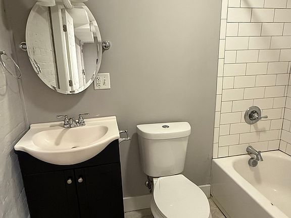 3rd image of 49 Cottage St #10