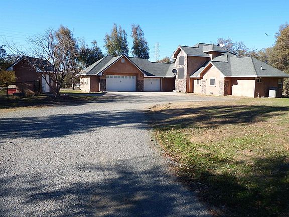 3rd image of 14748 Molluc Dr