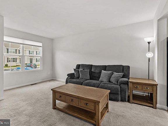4th image of 29041 Saint Thomas Blvd