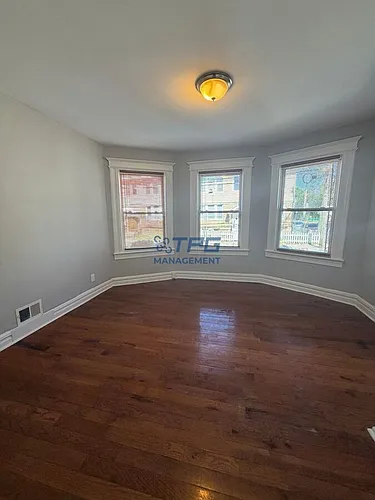 76 Halstead St #1 Photo 1
