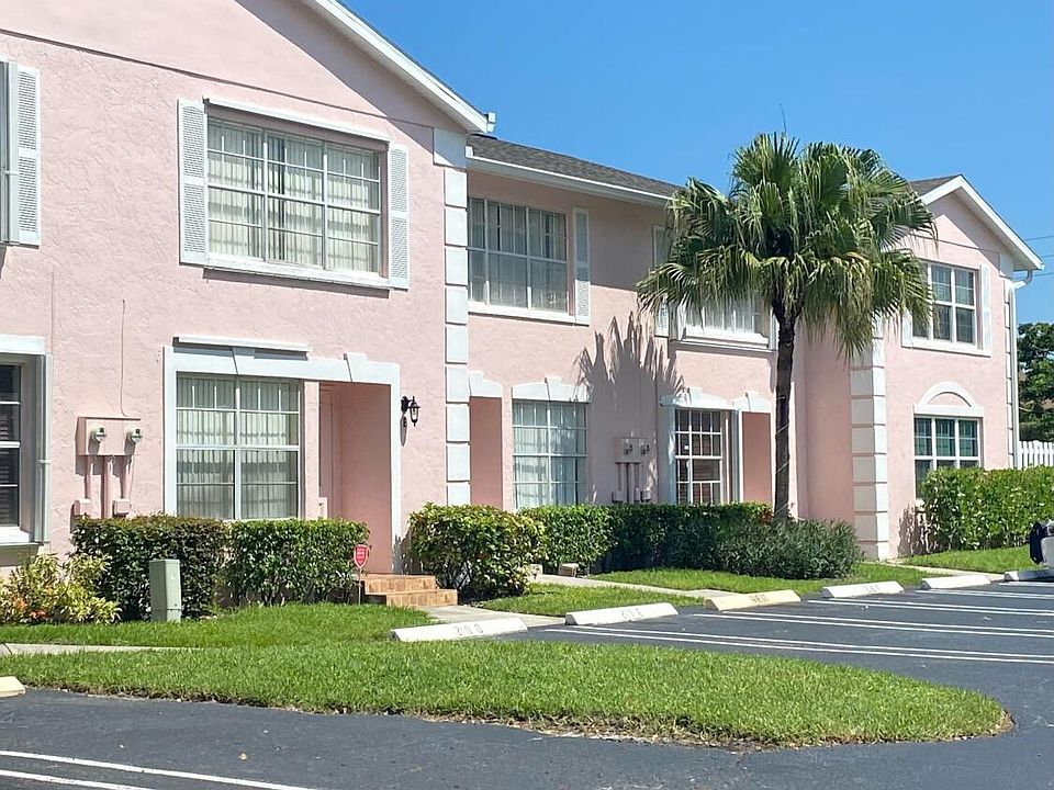 1st image of 219 Foxtail Drive #C