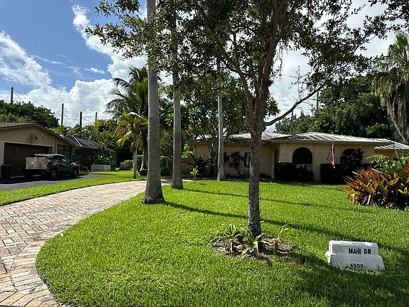 3rd image of 6500 Mahi Dr