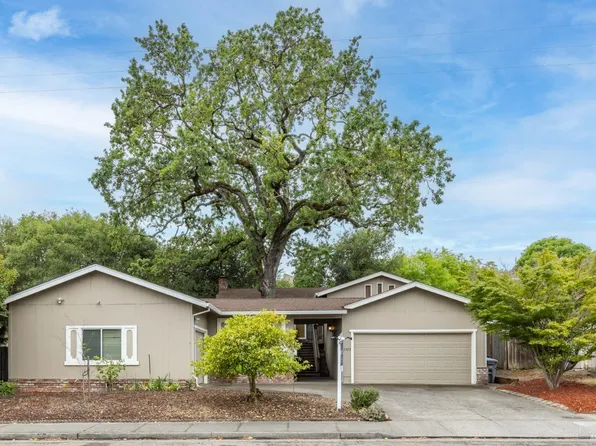 2208 - 2210 Mesquite Drive, Santa Rosa, CA 95405