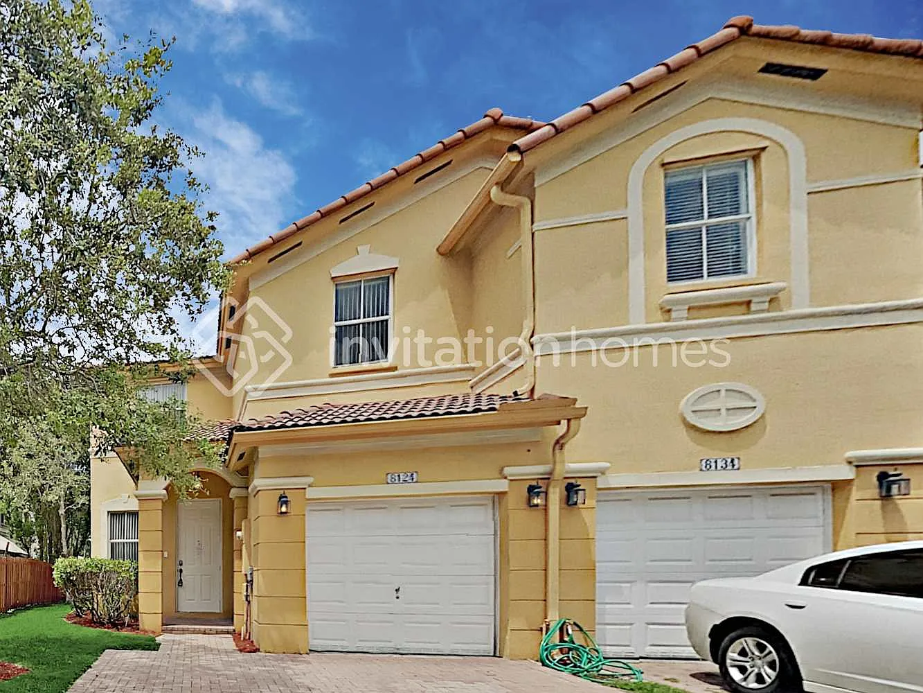 8124 NW 107th Path Doral, FL 33178 — Photo 1