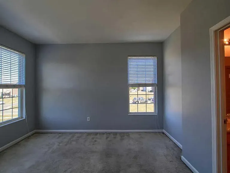1434 Laurel Park Dr — Photo 20