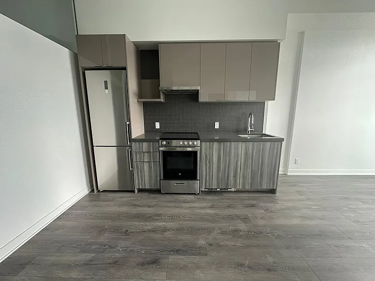 10 Flavelle Trl #406 — Photo 2
