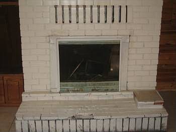 2nd image of 143 SE South Forty Ln