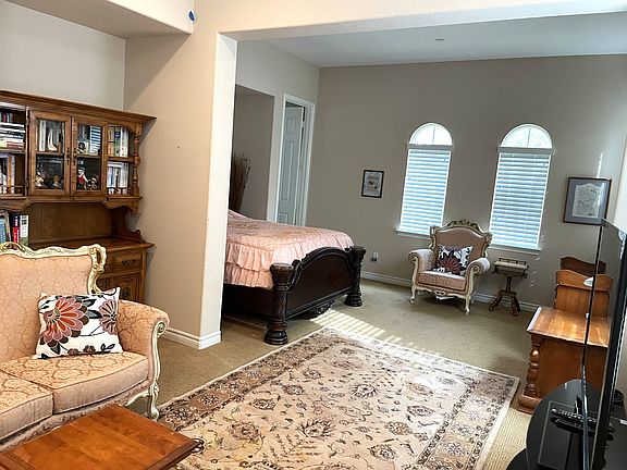 5th image of 582 Coastal Hills Dr #1