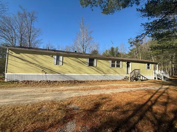 12 Madison Drive, Paris, ME 04281