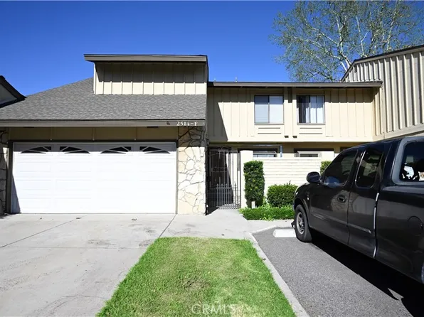 2514 N Tustin Ave #F-66, Santa Ana, CA 92705