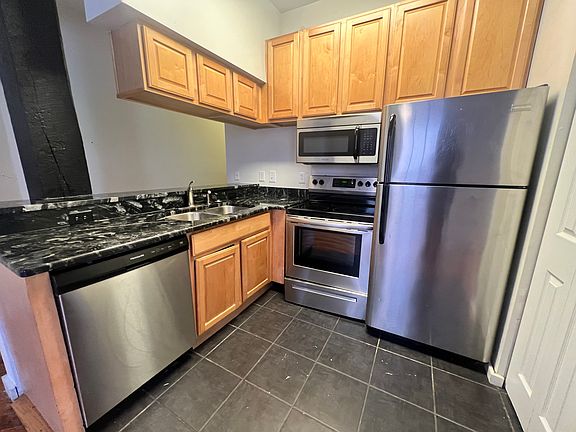 5th image of 19-21 S 13th St #402