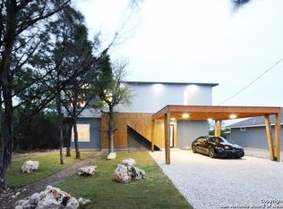 1314 Echo Meadow Ln, Canyon Lake, TX 78070