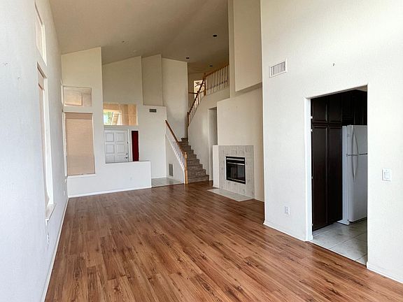 4th image of 2383 S Summit Circle Gln