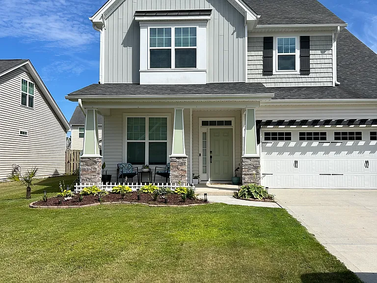 342 Belvedere Dr — Photo 1