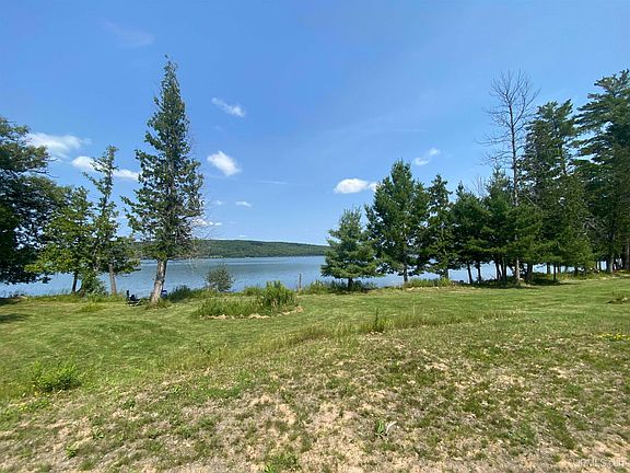 2nd image of W8084 S Lake Antoine Rd