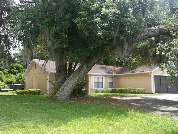 3rd image of 377 Providence Blvd