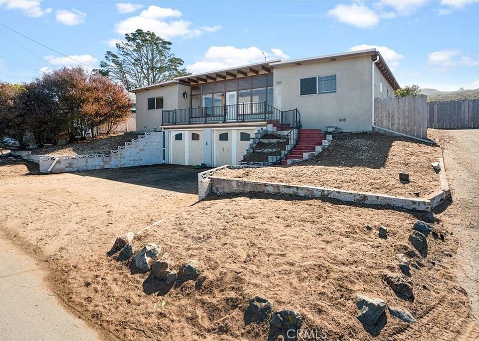1st image of 733 Highland Dr