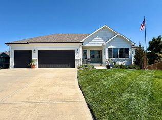17124 W 197th Ter, Spring Hill, KS 66083