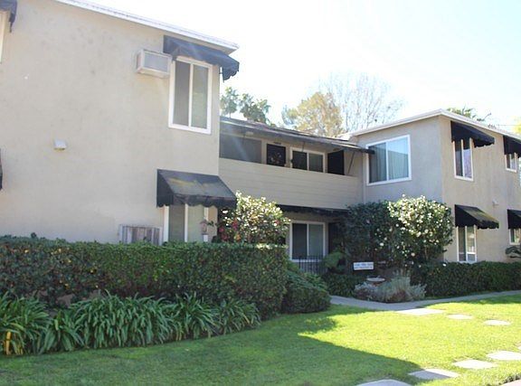 2nd image of 13300 Valleyheart Dr N